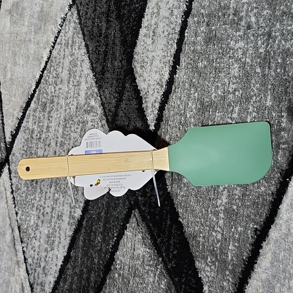 CHRISTMAS 🎄 STOCKING STUFFERS BOTTLE SOCK SPATULA SET HOLIDAYS SURVIVAL - Picture 5 of 14